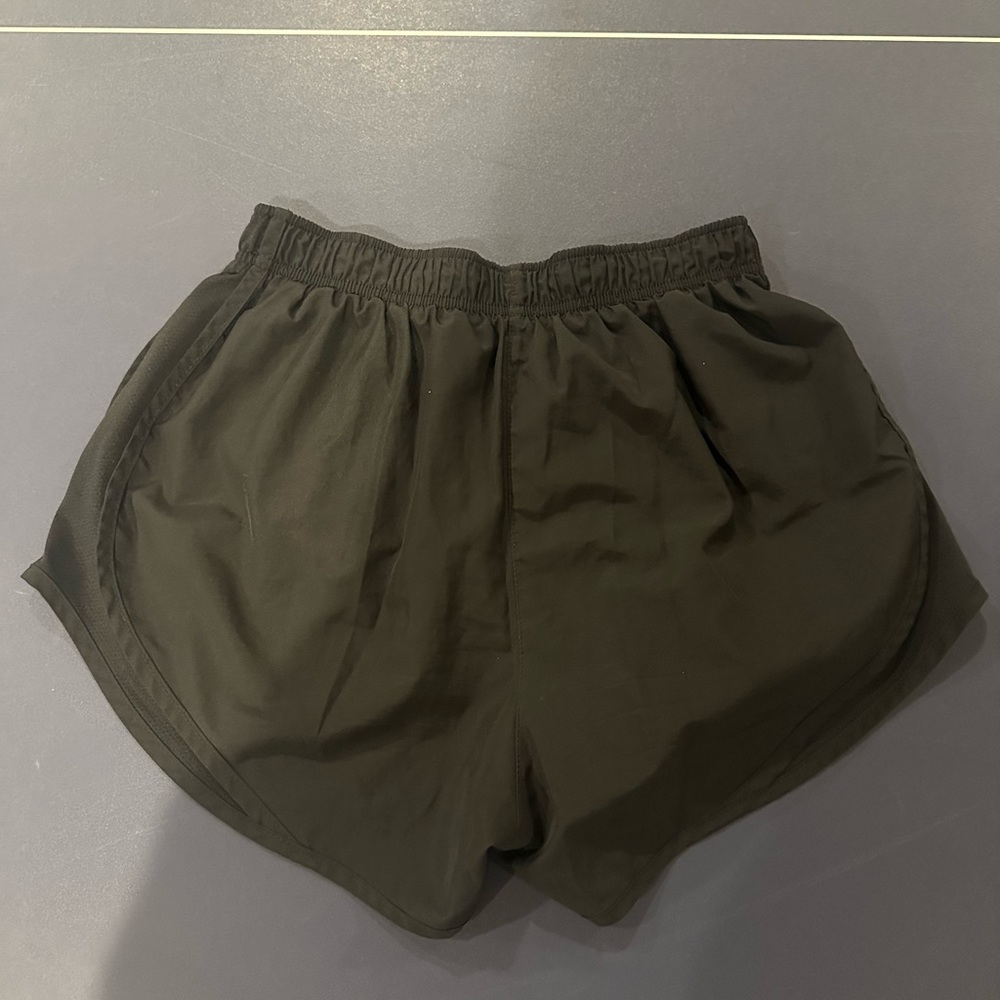 Nike Women's Black Athletic Shorts - Picture 2 of 3